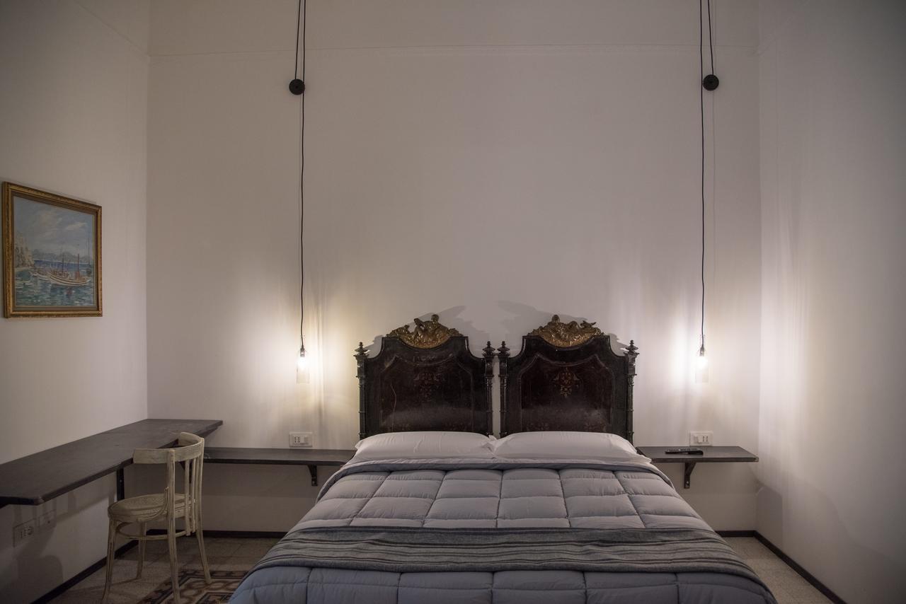 Villino Teresa Bed and Breakfast Salerno Exteriör bild