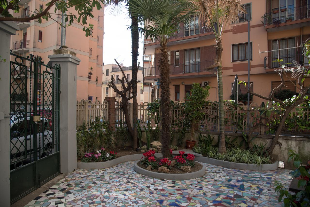 Villino Teresa Bed and Breakfast Salerno Exteriör bild